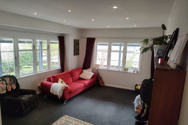 Photo of property in 15 Mawson Street, Waiwhetu, Lower Hutt, 5010