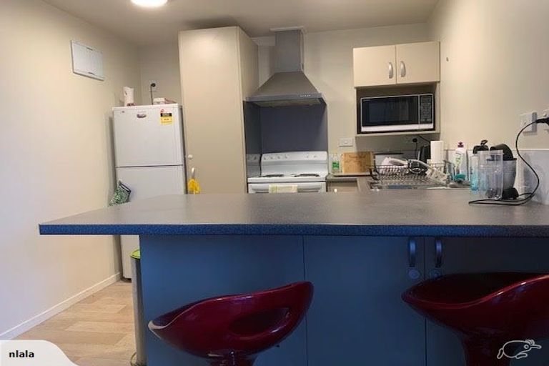 Photo of property in 18 Kingston Heights Road, Kingston, Wellington, 6021