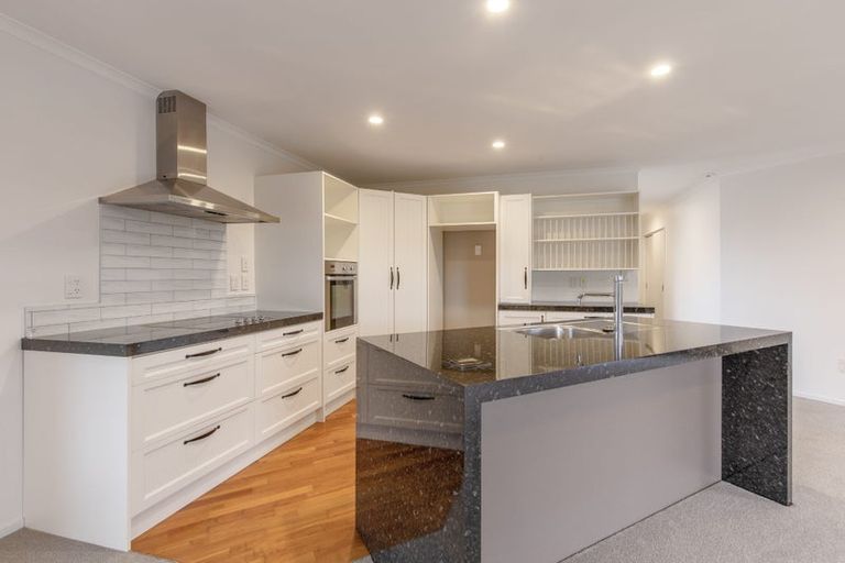 Photo of property in 1 Highgrove Place, Waipukurau, 4200