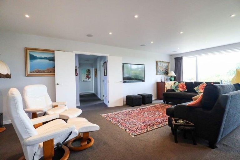 Photo of property in 1/88 Pah Road, Cockle Bay, Auckland, 2014