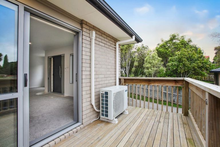 Photo of property in 8 Vino Cina Heights, Ranui, Auckland, 0612