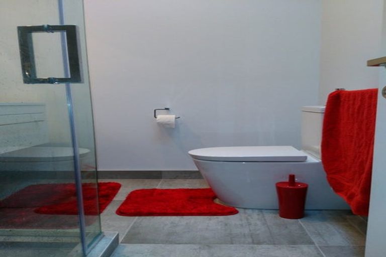 Photo of property in 5 Glenae Lane, Hobsonville, Auckland, 0618