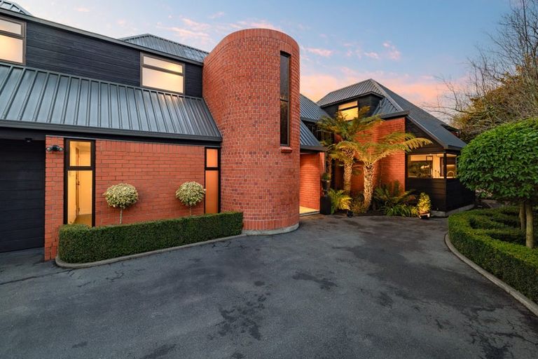 Photo of property in 30 O'connor Place, Burnside, Christchurch, 8053