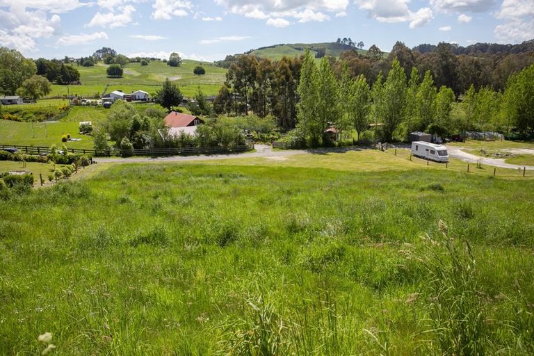 Photo of property in 2/142 Mapara Road, Acacia Bay, Taupo, 3385