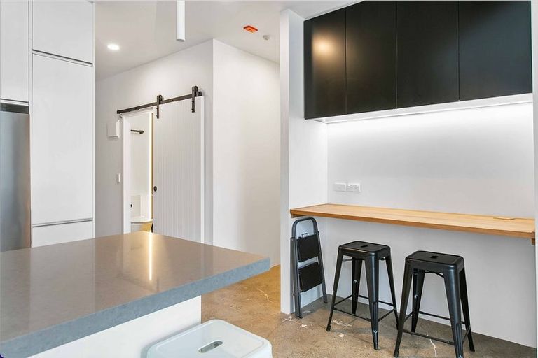 Photo of property in 22 Emily Place, Bellevue, Tauranga, 3110