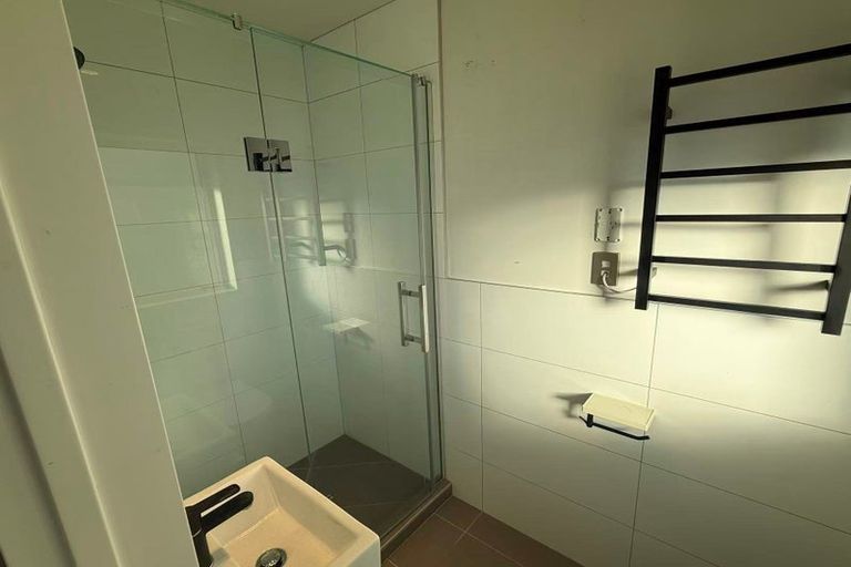 Photo of property in 23 Meritage Lane, Te Atatu South, Auckland, 0610