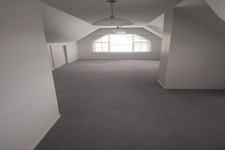 Photo of property in 5 Hampton Place, Springvale, Whanganui, 4501