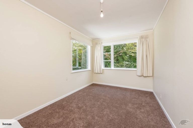 Photo of property in 114 Donald Street, Karori, Wellington, 6012
