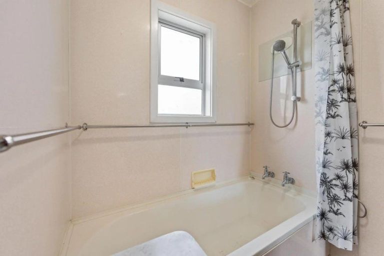 Photo of property in 267 Frankley Road, Ferndale, New Plymouth, 4310