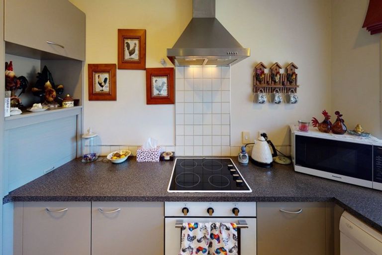 Photo of property in 20 Reeve Street, Levin, 5510