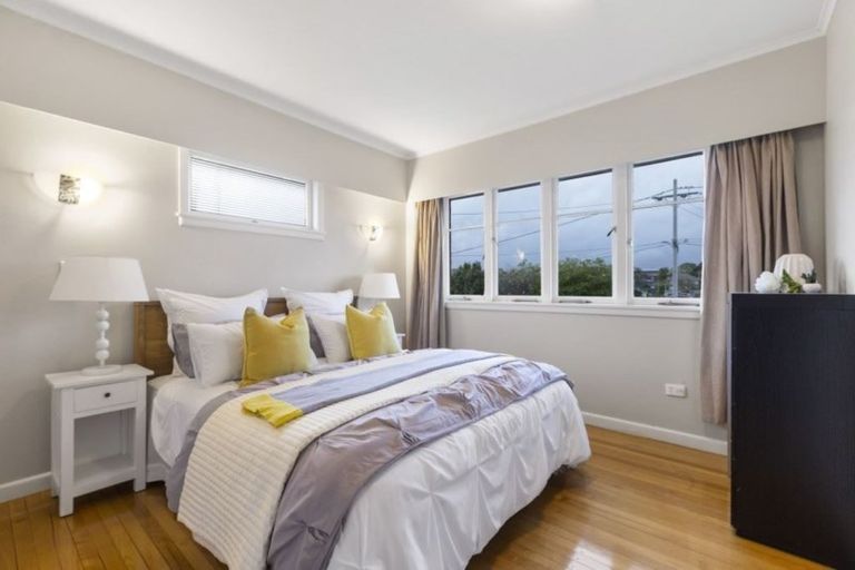 Photo of property in 89 Lake Road, Belmont, Auckland, 0622