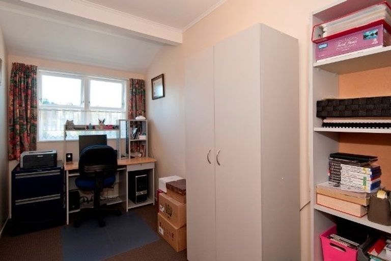 Photo of property in 10a Roderick Street, Otumoetai, Tauranga, 3110