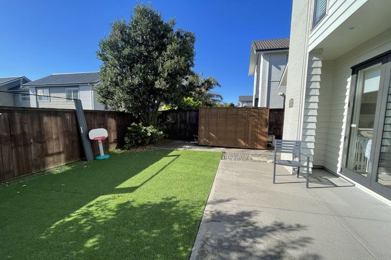 Photo of property in 21 Lester Street, Hobsonville, Auckland, 0616
