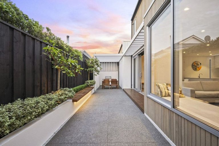 Photo of property in 45 Clissold Street, Merivale, Christchurch, 8014