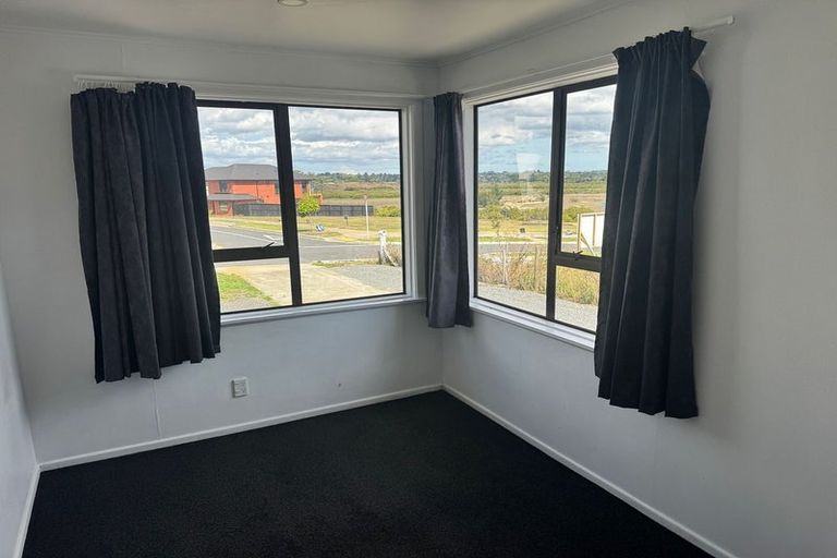 Photo of property in 277 Park Estate Road, Rosehill, Papakura, 2113