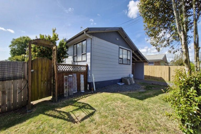 Photo of property in 69 Lewis Street, Glenview, Hamilton, 3206