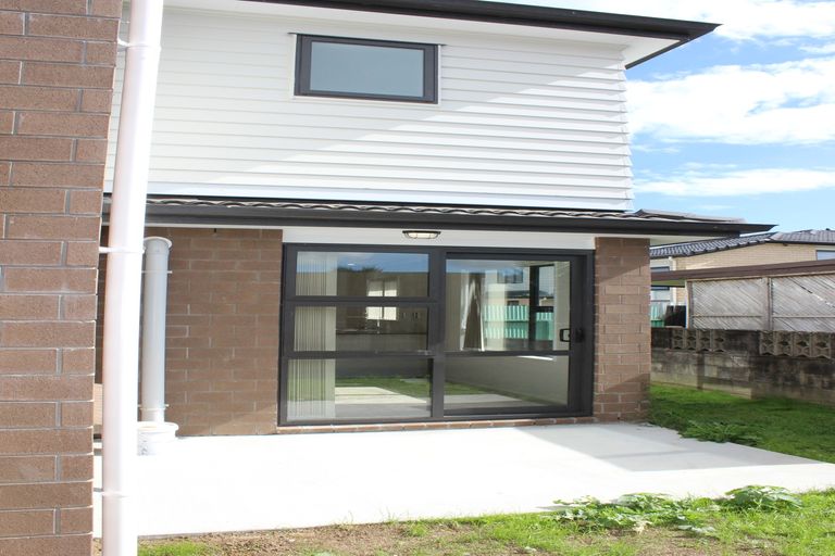 Photo of property in 12 Sturdee Road, Manurewa, Auckland, 2102