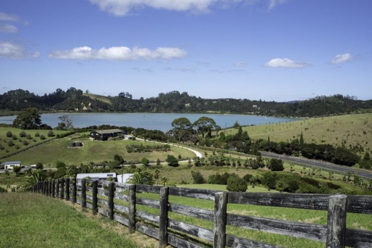 Photo of property in 35a Te Akau Drive, Russell, 0272