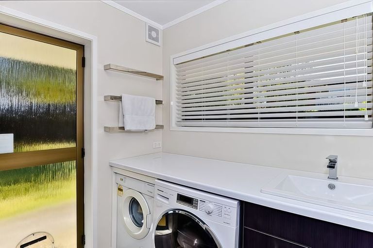 Photo of property in 41 Marywil Crescent, Hillcrest, Auckland, 0627