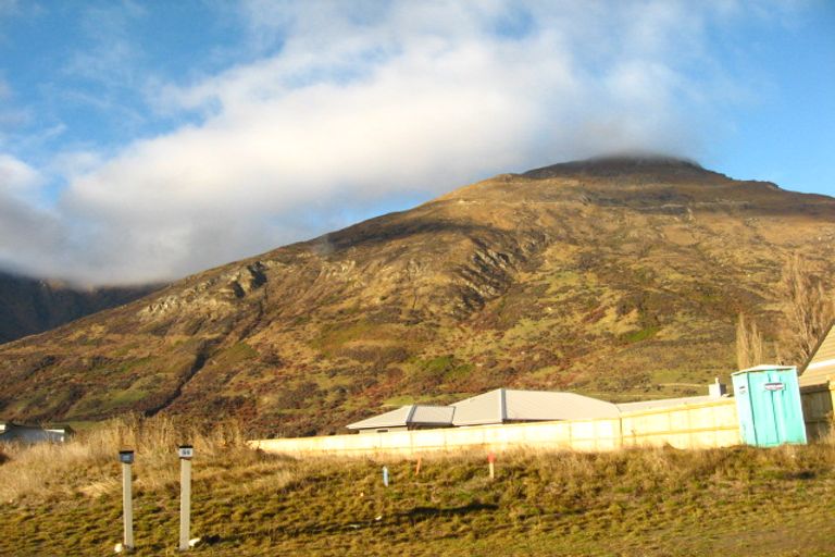 Photo of property in 52 Onslow Road, Lake Hayes, Queenstown, 9304