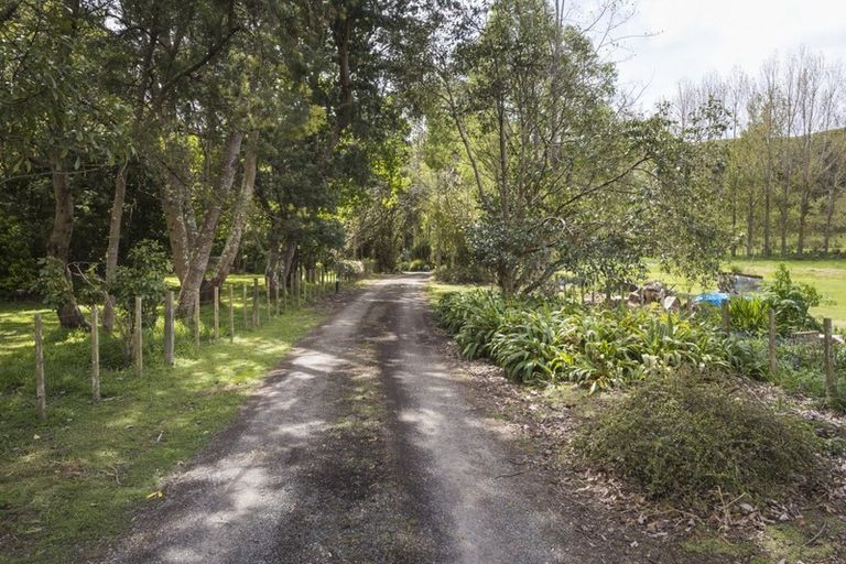 Photo of property in 169 Moonshine Valley Road, Aokautere, Palmerston North, 4471
