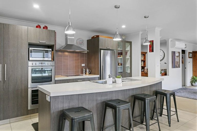 Photo of property in 105 Victory Drive, Wharewaka, Taupo, 3330