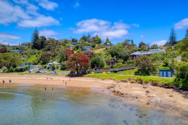 Photo of property in 53 Long Beach Road, Russell, 0202