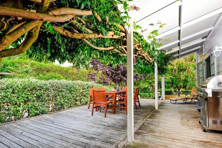 Photo of property in 174 Raupare Road, Twyford, Hastings, 4175