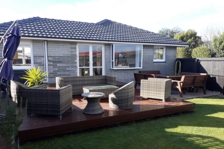 Photo of property in 2/9b Kirner Street, Burwood, Christchurch, 8083