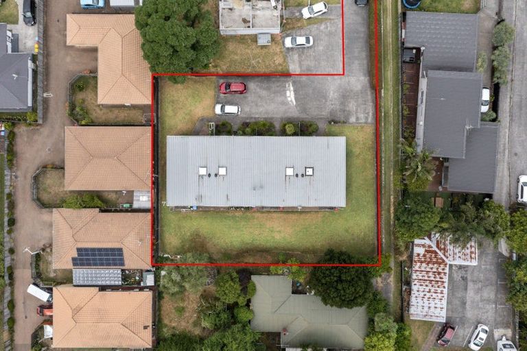 Photo of property in 2/35 Riversdale Road, Avondale, Auckland, 1026