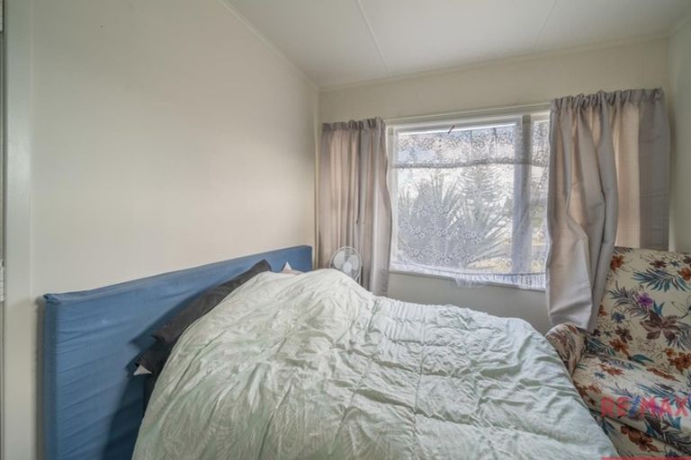 Photo of property in 2 Belgrave Place, Papakura, 2110