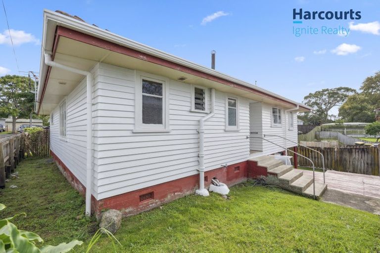 Photo of property in 11 Frances Street, Manurewa, Auckland, 2102