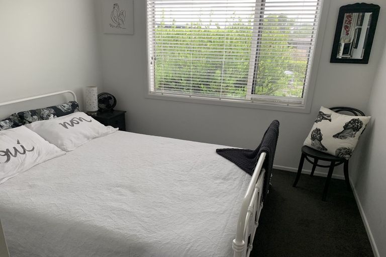 Photo of property in 20 Tuscan Lane, Martinborough, 5711