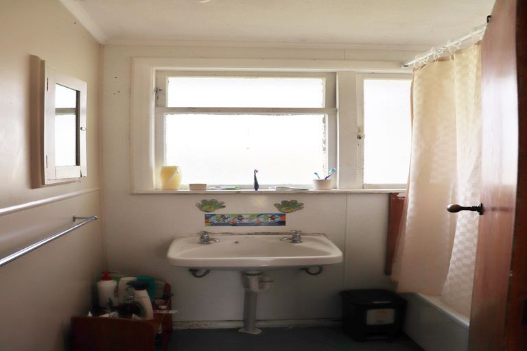 Photo of property in 74 Te Puea Avenue, Meremere, Mercer, 2474