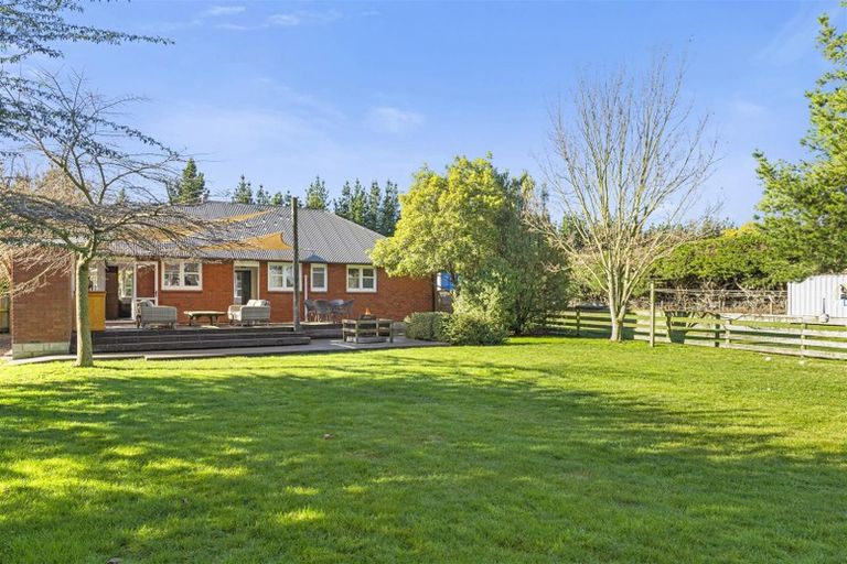 Photo of property in 225 Burnham Road, Burnham, 7600