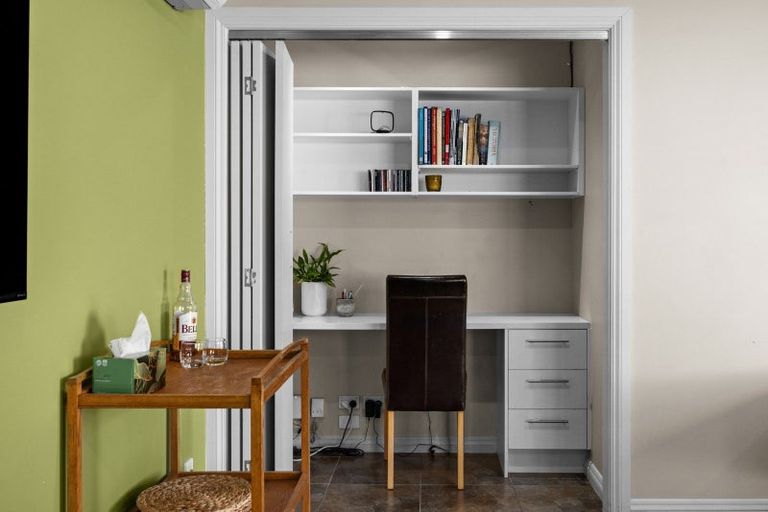 Photo of property in 101a Taradale Road, Onekawa, Napier, 4110