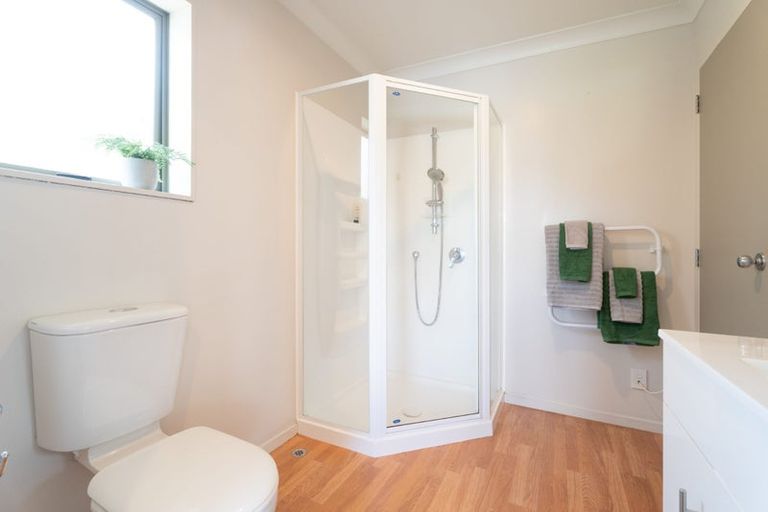 Photo of property in 24 Erlestoke Crescent, Churton Park, Wellington, 6037