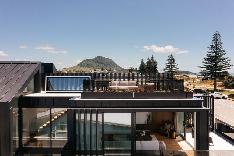 Photo of property in 124 Marine Parade, Mount Maunganui, 3116