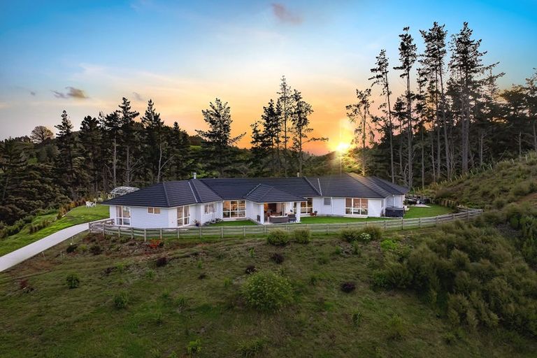 Photo of property in 251 Monowai Road, Wainui, 0994