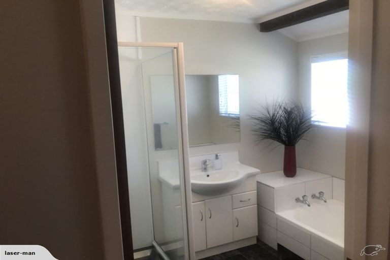 Photo of property in 4 Alley Place, Taradale, Napier, 4112