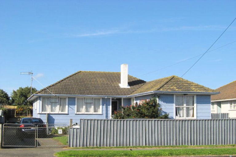 Photo of property in 61 Puriri Street, Gonville, Whanganui, 4501