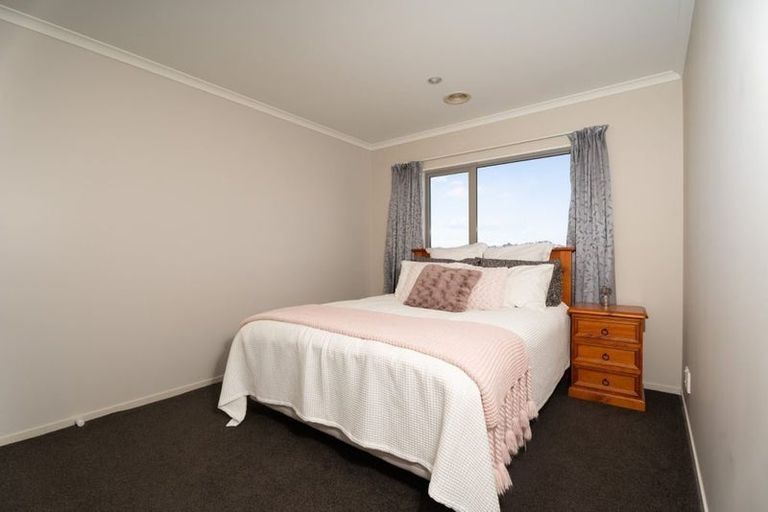 Photo of property in 185a Mark Avenue, Grenada Village, Wellington, 6037