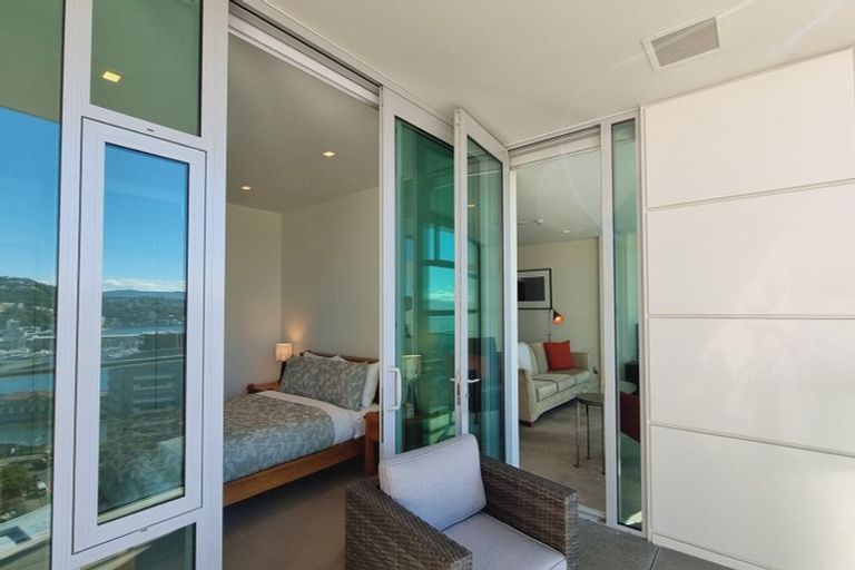 Photo of property in 9 Chews Lane, Wellington Central, Wellington, 6011