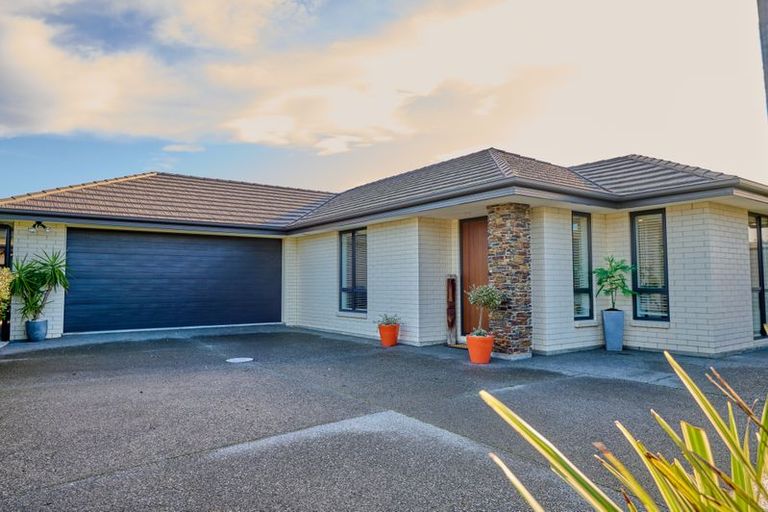 Photo of property in 7 Makawe Roa Street, Marshland, Christchurch, 8083
