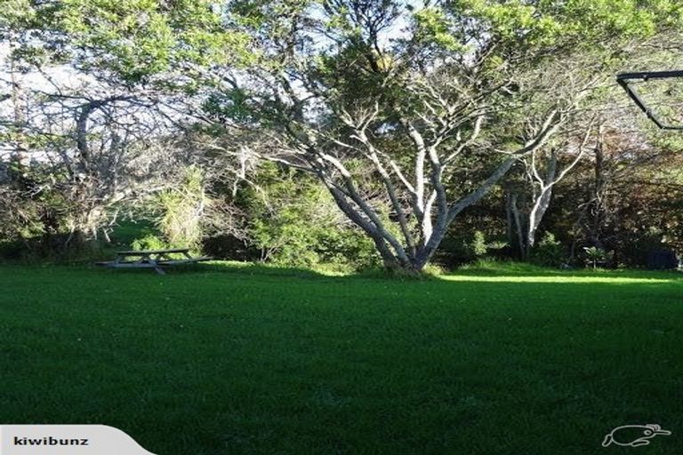 Photo of property in 18 Fruitvale Road, New Lynn, Auckland, 0600