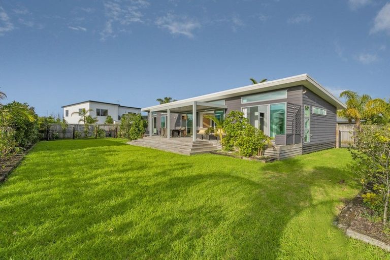 Photo of property in 36 Park Lane, Whitianga, 3510