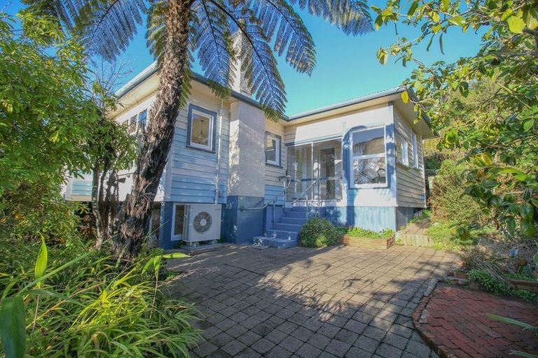 Photo of property in 83 Walker Street, Bluff, 9814