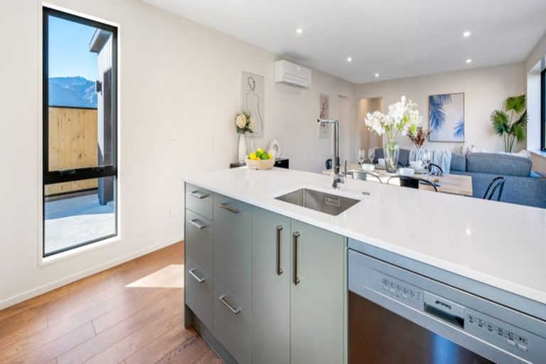 Photo of property in 95 Burdon Loop, Lake Hawea, 9382