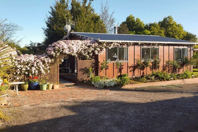 Photo of property in 7 Hinenamu Grove, Turangi, 3334