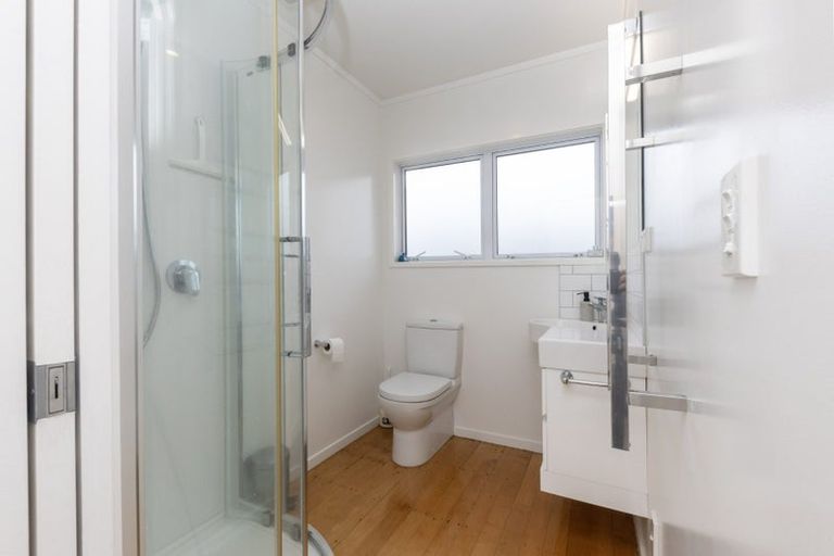 Photo of property in 8 Downsview Road, Pakuranga Heights, Auckland, 2010